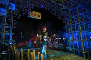 BIB: 626561
                            <button type="button" onclick="openModal(19204306)" class="btn btn-primary btn-sm float-right btn-popup" data-toggle="modal" data-target=".modal-high-quality">
                        <i class="fas fa-shopping-cart"></i> Add to Cart
                    </button>
                                            <button type="button" onclick="isThisMe(19204306, true)" class="btn btn-success btn-sm float-right btn-popup btn-isme hidden" data-toggle="tooltip" data-placement="bottom" title="นี่คือรูปของคุณใช่ไหม คลิกที่นี่เพื่อเอาเข้าอัลบั้ม">
                        <i class="fas fa-plus"></i> Add to album
                    </button>
                    <button type="button" onclick="isThisMe(19204306, false)" class="btn btn-warning btn-sm float-right btn-popup btn-isnotme hidden">
                        <i class="fas fa-ban"></i> Remove from album
                    </button>